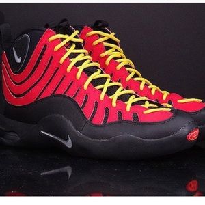 Red and black nikes with yellow laces Clearance